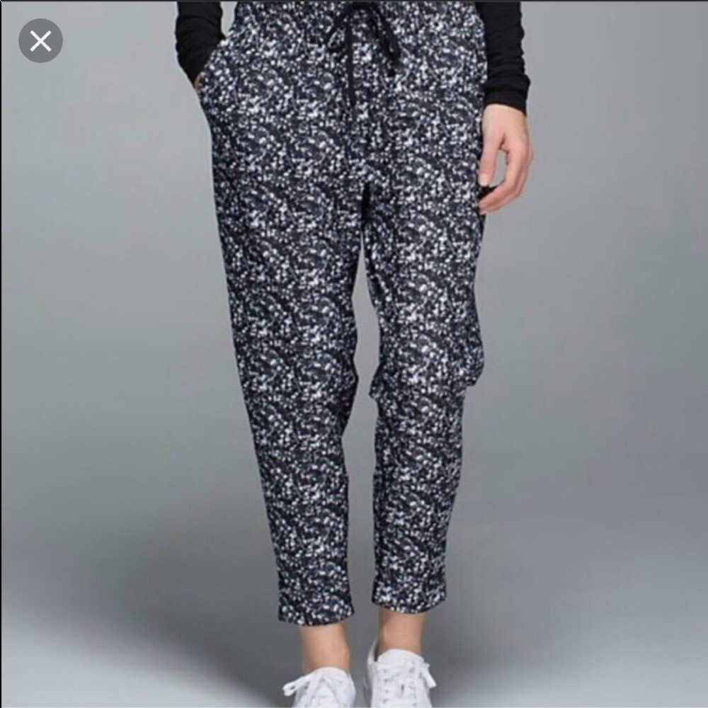 Lululemon joggers